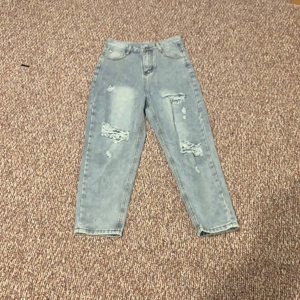 Ripped boyfriend jeans